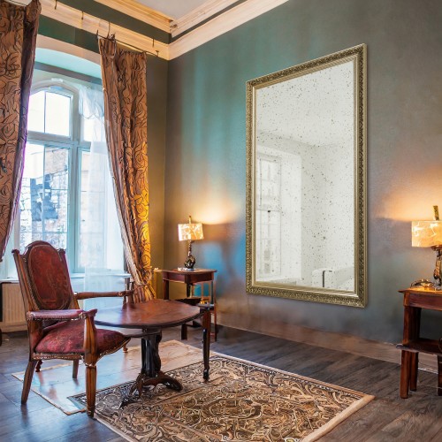 Luksusowe lustro ścienne w ornamentowej ramie z postarzaną taflą - AMADEUS VINTAGE