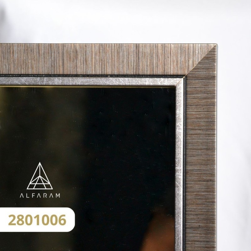 Miroir de penderie sur pied dans un élégant cadre en bois - 2801 - couleur du cadre au choix