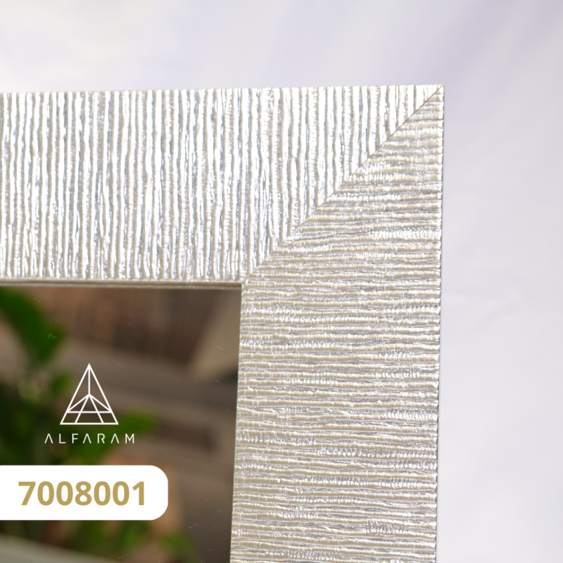 Miroir dans un cadre en bois – 7008 – couleur du cadre au choix