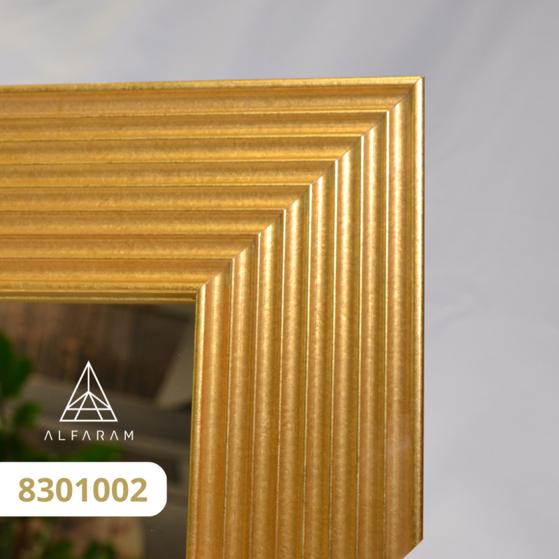Miroir dans un cadre en bois – 8301 – couleur du cadre au choix