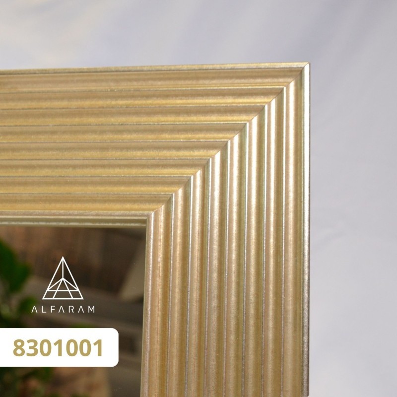 Miroir dans un cadre en bois – 8301 – couleur du cadre au choix