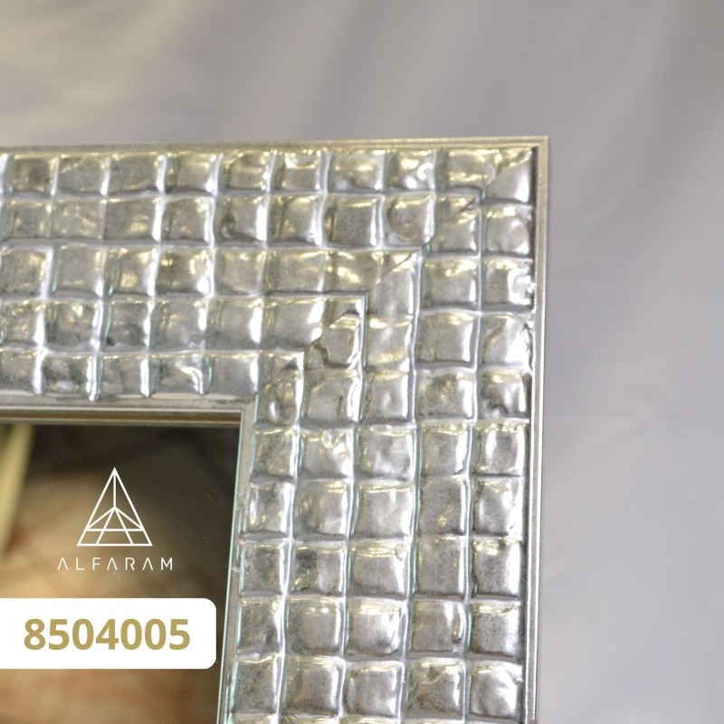 Miroir dans un cadre en bois – 8504 – couleur du cadre au choix