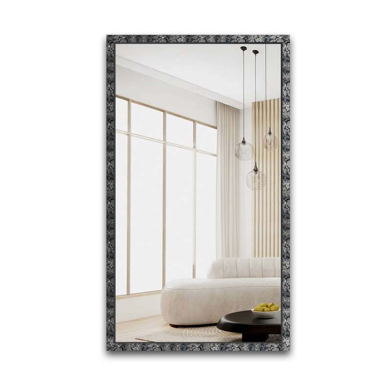 Miroir dans un large cadre en bois argenté – 9502001