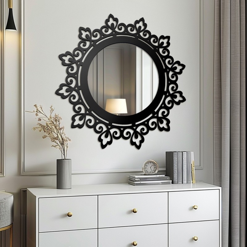 Miroir décoratif dans un cadre ajouré LARA