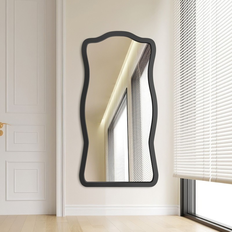 Miroir irrégulier dans un cadre en mdf - BLOBS TUTTI