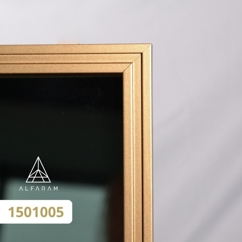 Miroir dans un délicat cadre décoratif en bois - 1501 - couleur du cadre au choix