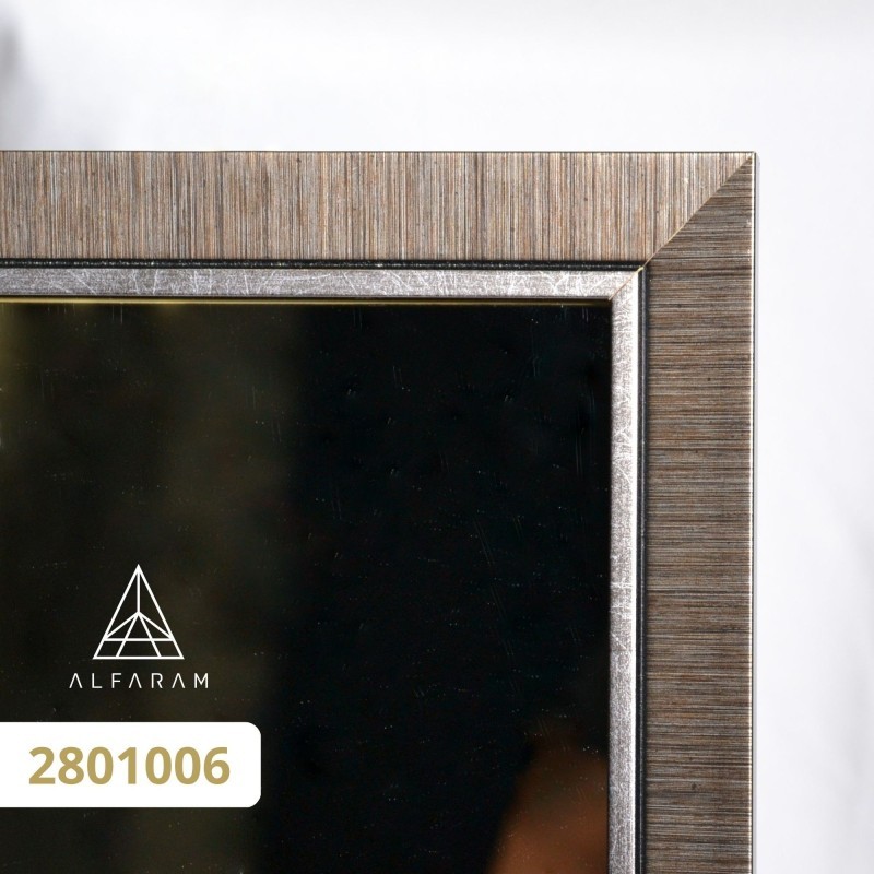 Miroir dans un délicat cadre décoratif en bois - 2801 - couleur du cadre au choix