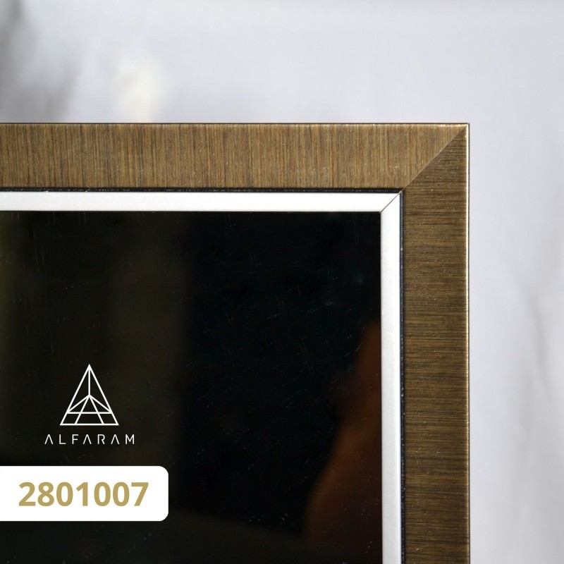 Miroir dans un délicat cadre décoratif en bois - 2801 - couleur du cadre au choix