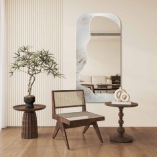 Miroir irrégulier sur marbre blanc et doré – MARBLE ZARI