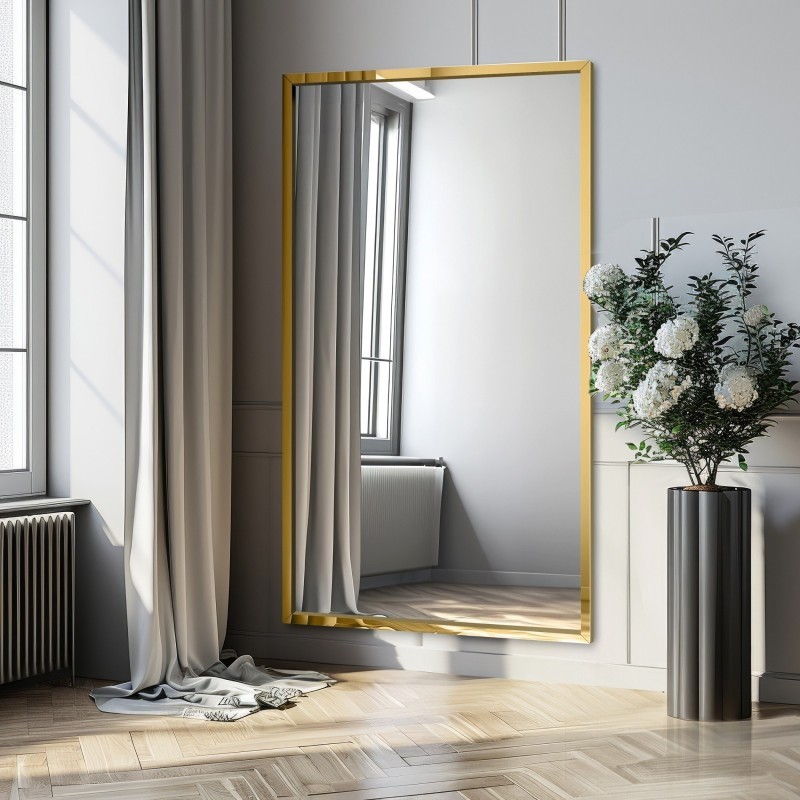 Miroir dans un cadre en or brillant - IZABELLA GOLD