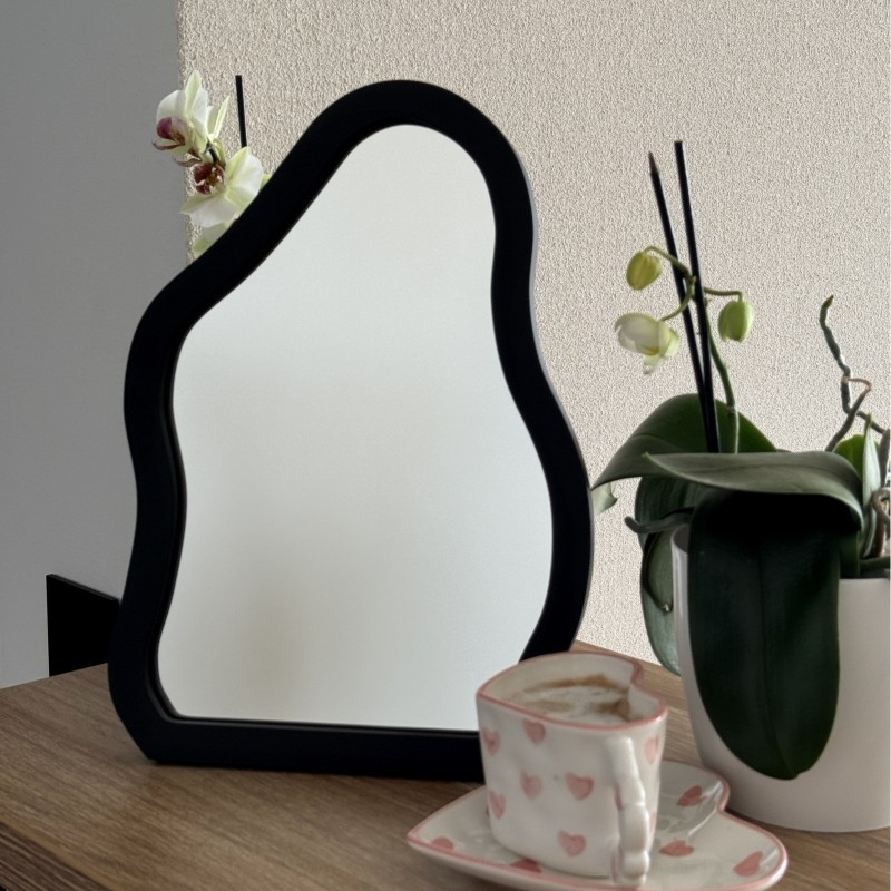 Miroir cosmétique dans un cadre noir en MDF - STONE PETITE