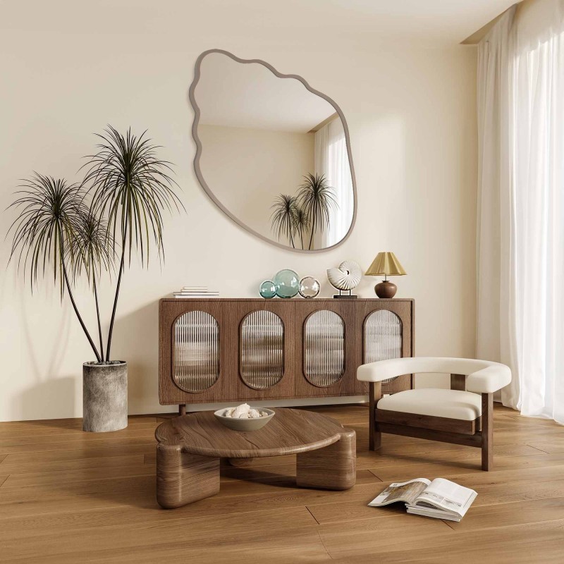Miroir aux formes organiques dans un cadre en MDF couleur cachemire - MARIS SHELL DANS SON CADRE
