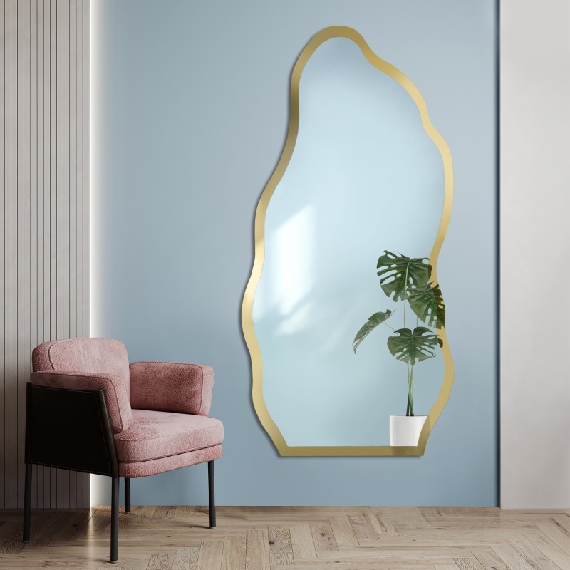 Miroir irrégulier dans un cadre en or brillant - AURO II SHINE