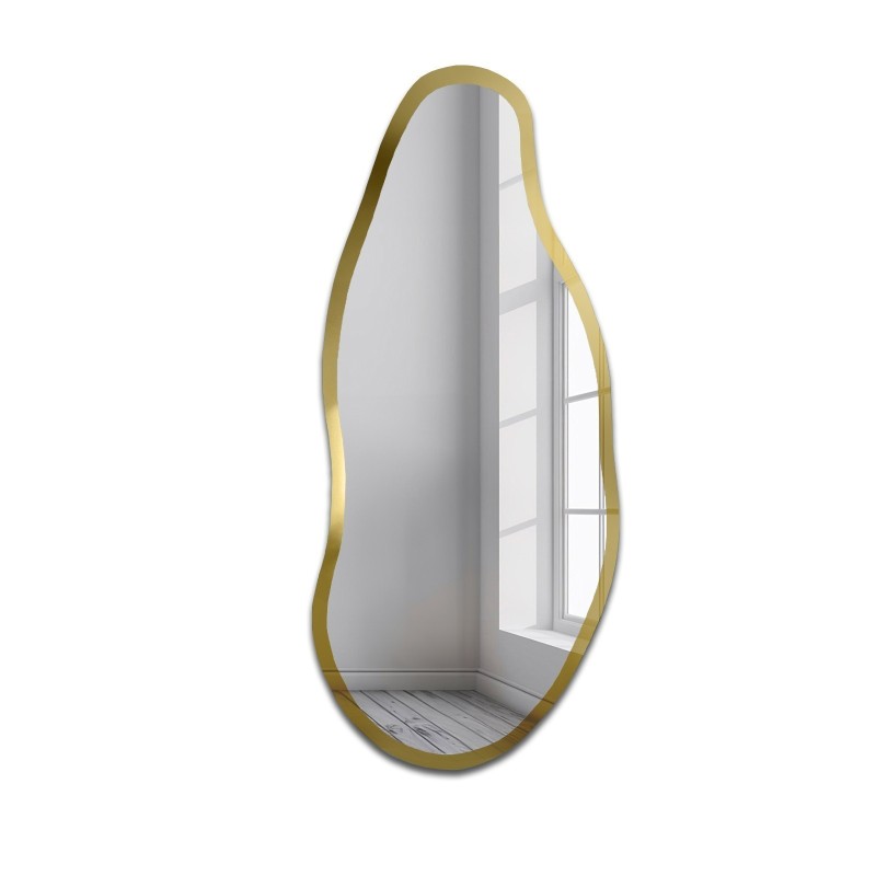 Miroir irrégulier dans un cadre en or brillant - BARYT SHINE